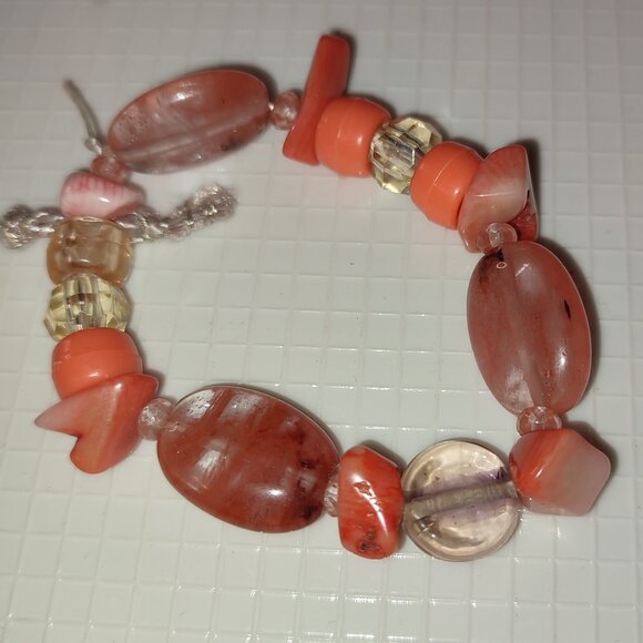 Small Hand Bracelet Beads and Natural Stones Fire Quartz vintage Girls - Picture 1 of 3